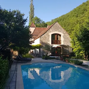 Le Moulin De Jules Et Akasha Murat